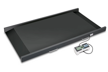 Laden Sie das Bild in den Galerie-Viewer, IoT-Line Rollstuhlwaage KERN MWN 300K-1LM