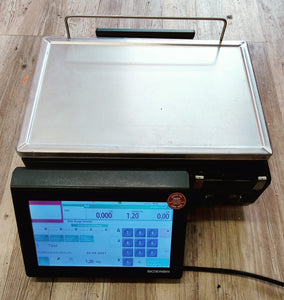 BIZERBA XC 100 Auszeichnungswaage mit 3-in-1 Drucker für Bon-, Etikett- oder Linerlessbetrieb -gebraucht
